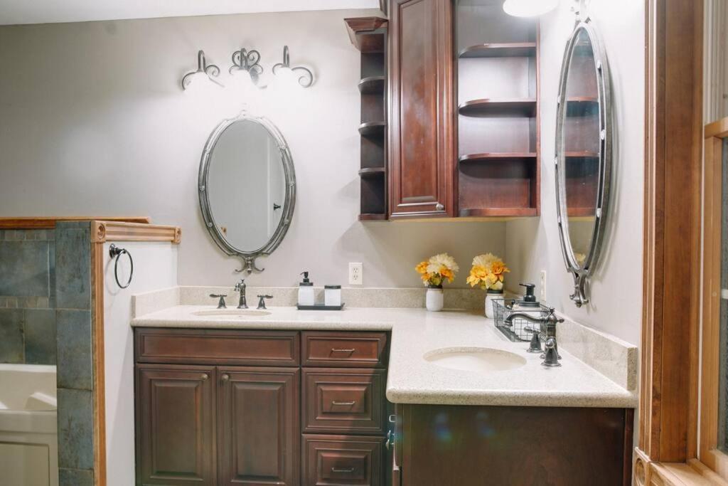 Relaxingrejuvenating 4Br 3 And Half Ba Cabin Munds Park Bagian luar foto