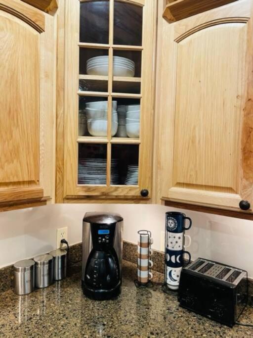Relaxingrejuvenating 4Br 3 And Half Ba Cabin Munds Park Bagian luar foto