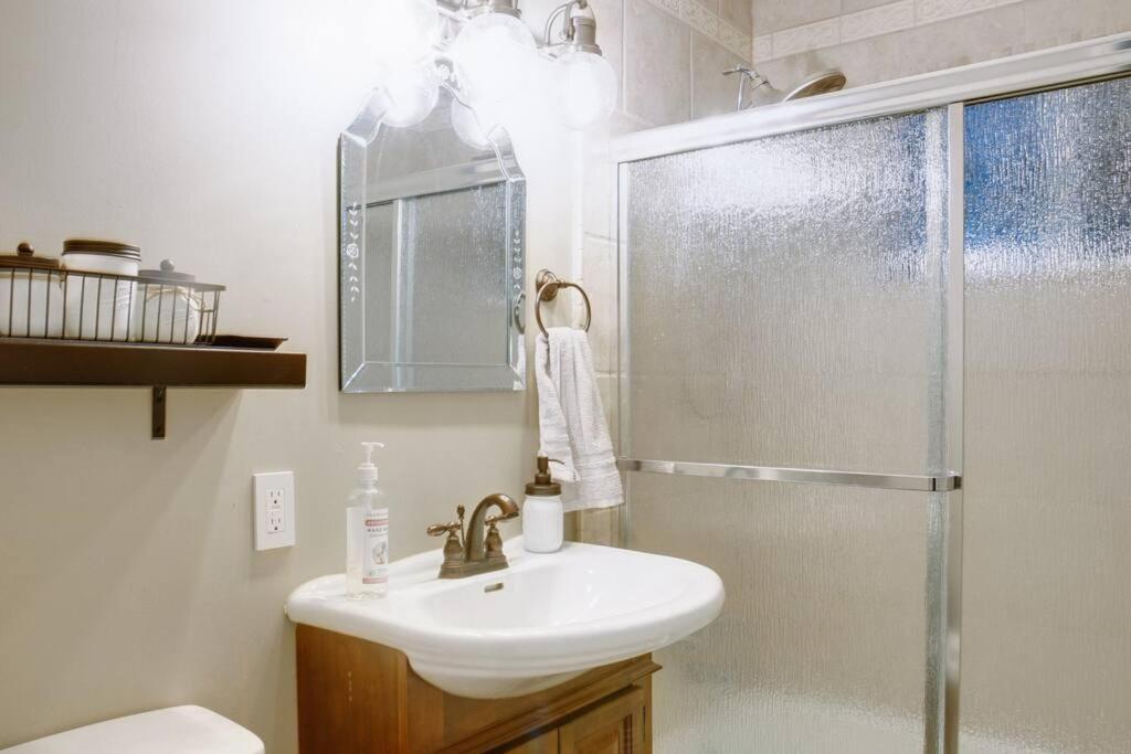 Relaxingrejuvenating 4Br 3 And Half Ba Cabin Munds Park Bagian luar foto